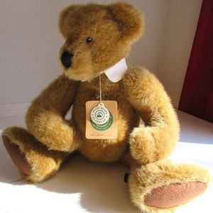 "Mr. Jones" Retired Boyds Bear